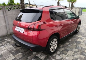 Peugeot 2008 I SUV Facelifting 1.2 PureTech 110KM 2016 Peugeot 2008 Peugeot 2008 1.2 Pure Tech Style SampS 1.2 Benzyna 110KM, zdjęcie 2