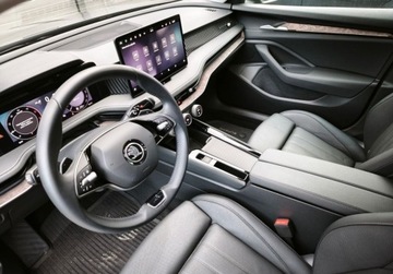 Skoda Superb III Liftback Facelifting 2.0 TDI SCR 150KM 2024 Skoda Superb LaurinKlement, Hak, DCC, LED Matrix, ACC,Wentylowane fotele z, zdjęcie 6