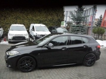 BMW Seria 1 F40 2021 BMW 118 M pakiet Salon PL stan idealny Gwarancja, zdjęcie 9