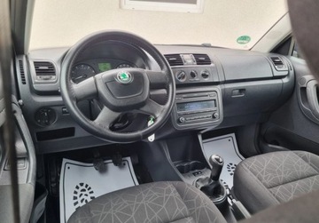 Skoda Fabia II Kombi Facelifting 1.2 TSI 85KM 2012 Skoda Fabia Lift SLICZNA 1.2 TSI Benzyna BOGATA WERSJA Family 2013r Zadbana, zdjęcie 4