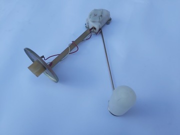 KAMAZ SENZOR ÚROVNI PALIVA PLOVÁK 5242.3827 LUBLIN