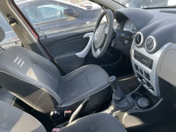 Dacia Sandero I Hatchback 5d 1.5 dCi eco2 75KM 2011 Dacia Sandero 1.5 DCI 75 KM, zdjęcie 11
