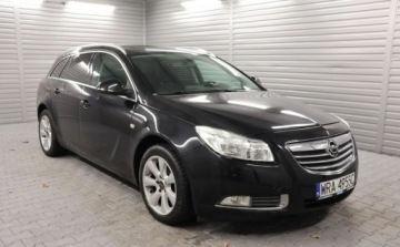 Opel Insignia I Sports Tourer 2.0 CDTI ECOTEC 110KM 2009 Opel Insignia Panorama, Multifunkcja, Tempomat, Komputer, Climatronic, Zad, zdjęcie 1