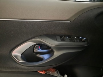 Toyota Yaris IV Cross Facelifting 1.5 Hybrid Dynamic Force 130KM 2025 Toyota Yaris Cross Hybrid 1.5 Executive 2025 gwarancja cesja leasingu, zdjęcie 10