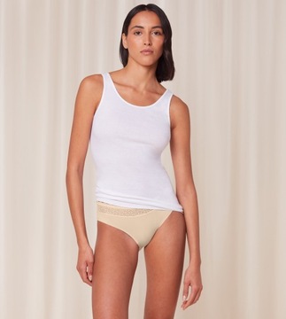 Трусики ЖЕНСКИЕ, приталенные, ГЛАДКИЕ, бежевые, Triumph Feel of Modal Tai M