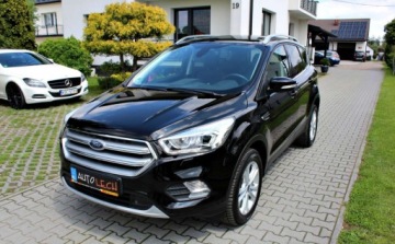 Ford Kuga II SUV Facelifting 1.5 EcoBoost 150KM 2018 Ford Kuga 1.5 i Navi Kamera Automatyczna klapa 1 rok gwarancji 1.5