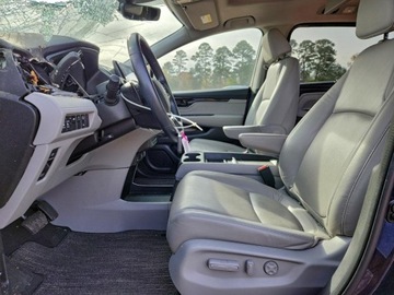 Honda Odyssey IV 2022 Honda Odyssey Touring 2022 3.5 Benzyna 280KM, zdjęcie 7