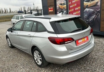 Opel Astra K Sports Tourer 1.6 CDTI 110KM 2017 Opel Astra 1.6 D 110 KM 2017r Warszawa 1.6 Diesel 110KM, zdjęcie 3
