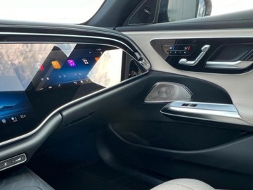 Mercedes Klasa E W214 Sedan 2.0 220d 197KM 2025 E Klasa 220 d 4-Matic AMG 2.0 197KM 2025, zdjęcie 9
