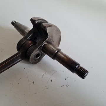 NAC YD45 WAŁ KORBOWY KORBOWÓD