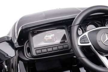 Автомобиль на аккумуляторе Mercedes DK-MT950 4x4 Черный Окрашенный