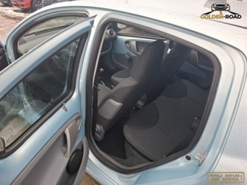 Toyota Aygo I Hatchback 3d 1.0 VVT-i 68KM 2005 Toyota Aygo 1,0 klima wspomaganie elektryka radio zarejestrowany Benzyna, zdjęcie 10