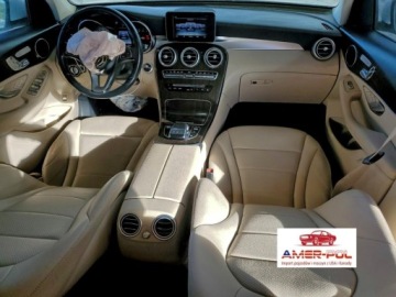 Mercedes GLC C253 2017 Mercedes-Benz GLC 2017 MERCEDES-BENZ GLC 300 4MATIC 2.0 Benzyna 241KM, zdjęcie 7