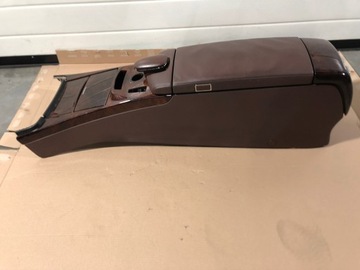 Центральный туннель, отделение Mercedes S