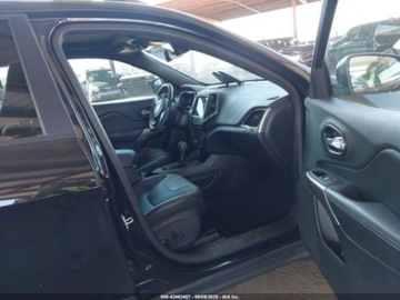 Jeep Cherokee V 2021 Jeep Cherokee 80Th Anniversary 2021 3.2l 3.2 Benzyna 271KM, zdjęcie 9