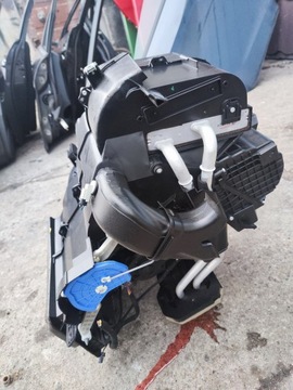 FORD FIESTA MK7 1.25 RADIÁTOR KOMPLET POUZDRO EVROPA
