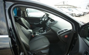 Ford Focus III Kombi 1.6 Duratorq TDCi DPF 115KM 2012 Ford Focus 1.6 TDCI 115KM PDC Navi Led grzana szyba serwis ASO 1.6 Diesel, zdjęcie 32