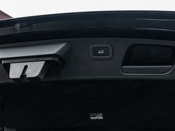 Jaguar E-Pace SUV 2.0 i4P 200KM 2019 JAGUAR E-Pace 2.0 i4P AWD R-Dynamic S Suv 200KM 2019, zdjęcie 31