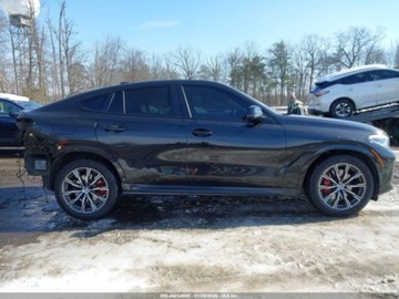 BMW X6 G06 2022 BMW X6 xDrive40i 2022 3.0 Benzyna 335KM, zdjęcie 6