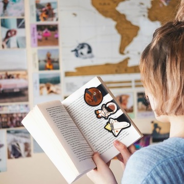 Закладка КОСМОС, КОСМОНАВТ - в подарок - 3 шт.