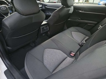 Toyota Camry IX Sedan 2.5 Hybrid Dynamic Force 218KM 2021 Toyota Camry Hybryda, Automat, Salon PL, VAT 23 2.5 Hybryda 218KM, zdjęcie 14