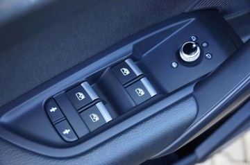 Audi Q5 II SUV 2.0 TFSI 252KM 2018 Audi Q5 2.0 Benzyna 252 KM, 4x4, Virtual, BO, LED Matrix, Webasto, GWARANC, zdjęcie 27