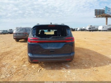 Chrysler Pacifica II 2025 Chrysler Pacifica Limited 2025 3.6 Benzyna 287KM, zdjęcie 3
