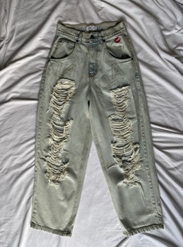 PLNY LALA | JASNE SPODNIE JEANSY MOM JEANS Z DZIURAMI RODEO | R. S