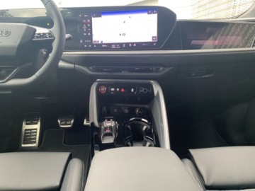 Audi 2026 2.0 (204KM) S Line | Zawieszenie pneumatyczne + Hak, zdjęcie 12