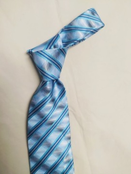 WYPRZEDAŻ ELEGANCKI KRAWAT DOBRA JAKOŚĆ