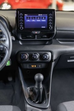 Toyota 2022 Toyota Yaris 1.0 Active Benzyna 72KM, zdjęcie 9