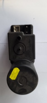 Pompka zamka centralnego Audi A4 4A0862257A