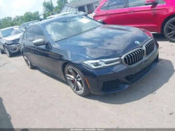 BMW Seria 5 G30-G31 2022 BMW Seria 5 M550I Xdrive 2022 4.4 Benzyna 455KM, zdjęcie 6