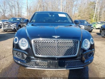 Bentley Bentayga 2018 Bentley Bentayga 2018 600KM 6.0 Benzyna 600KM, zdjęcie 8