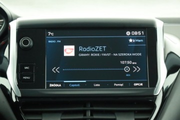 Peugeot 208 I Hatchback 5d Facelifting 1.2 PureTech 82KM 2018 Peugeot 208 1.2 PureTech, Salon Polska, zdjęcie 8