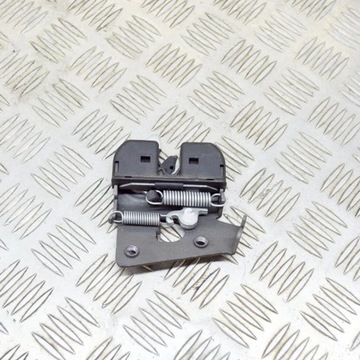 BMW 4 F32 F33 2016 JINÉ DÍLY INTERIÉR VOZIDLA