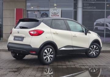 Renault Captur I Crossover 1.2 ENERGY TCe 118KM 2017 Renault Captur Renault Captur 1.2 Energy TCe Limited 2017 1.2 Benzyna, zdjęcie 4