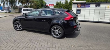Volvo V40 II Cross Country 1.5 T3 DRIVE-E 152KM 2016 Volvo V40 1.5 T3 152 KM automat Stan Import Raty Oplaty 1.5 Benzyna, zdjęcie 37