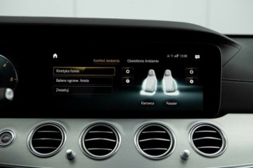 Mercedes Klasa E W213 2021 Mercedes-Benz Klasa E 2.0 Diesel 200KM, zdjęcie 34