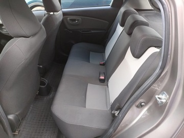 Toyota Yaris III Hatchback 5d Facelifting 2017 1.5 Dual VVT-iE 111KM 2019 Toyota Yaris 1,5-Dual-VVT-iE III (2011-2019) 1.5VV, zdjęcie 10