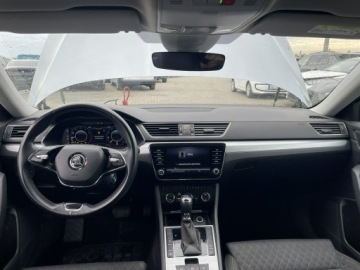 Skoda Superb III Kombi Facelifting 2.0 TSI 190KM 2021 Škoda Superb Skoda Superb DSG Podgrzewanie, zdjęcie 9