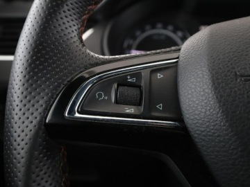Skoda Octavia III RS Kombi 2.0 TDI 184KM 2015 Škoda Octavia Skoda Octavia RS Automat Navi, zdjęcie 29