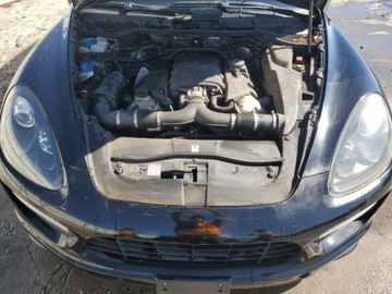 Porsche Cayenne II SUV 4.8 V8 420KM 2013 Porsche Cayenne 2013 Porsche Cayenne GTS 4.8 Benzyna 420KM, zdjęcie 12