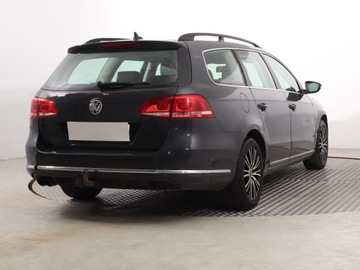 Volkswagen Passat B7 Variant 2.0 TDI CR DPF BlueMotion 140KM 2011 VW Passat 2.0 TDI, DSG, Navi, Klima, Klimatronic, zdjęcie 4