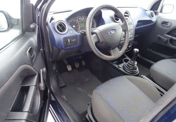 Ford Fiesta VI 1.3 70KM 2006 Ford Fiesta 1.3ben,klima,5drzwi,oplacony 1.3 Benzyna 69KM, zdjęcie 5