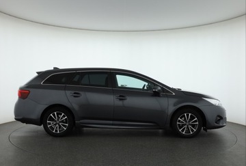 Toyota Avensis III Wagon Facelifting 2015 1.8 Valvematic 147KM 2018 Toyota Avensis 1.8 Valvematic, Salon Polska, zdjęcie 5