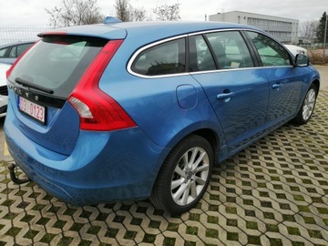 Volvo V60 I Kombi 1.6 DRIVe 115KM 2013 Volvo V60 I (MY 2014) 1.6 D2 1,6 , rzadki kolor, bezwypadkowy, serwisowany, zdjęcie 4