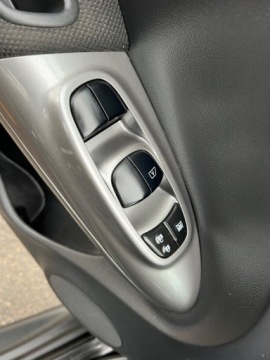 Nissan Juke I SUV Facelifting DIG-T 115KM 2015 Nissan Juke KLIMATYZACJA NAWIGACJA KAMERA SKORY TEMPOMAT EL.SZYBY SERWISOW, zdjęcie 15