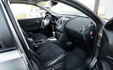 Nissan Qashqai I Crossover Facelifting  2.0 140KM 2012 Nissan Qashqai 2.0B 140Ps Automat 4x4 Panorama Klimatronik Kamera 360 Nisk, zdjęcie 6