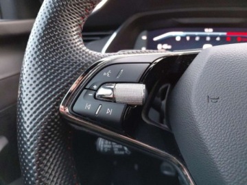 Skoda Octavia IV RS Kombi 2.0 TDI SCR 200KM 2022 Skoda Octavia RS 2.0 TDI 200KM DSG Canton FV 23 2.0 Diesel 200KM, zdjęcie 17